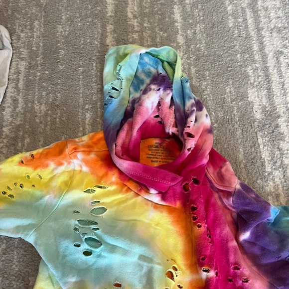 Katie J  NYC Tie Dye Kids Medium - Picture 5 of 5